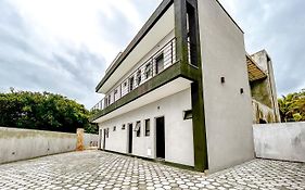 Otimo flat a beira mar na Praia de Guaratuba SP